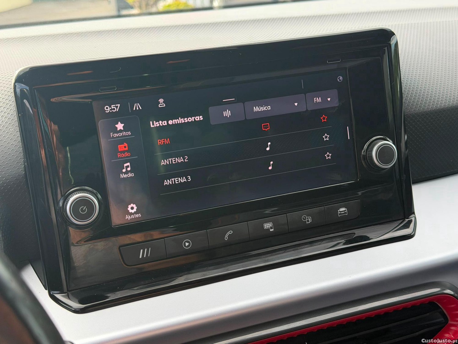 SEAT Arona FR 1.0 TSI 110 CV — fotografia 4