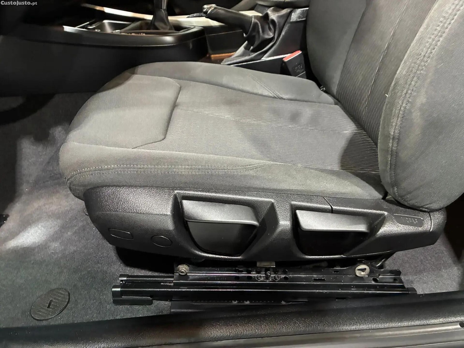 BMW 116 d Advantage — fotografia 8