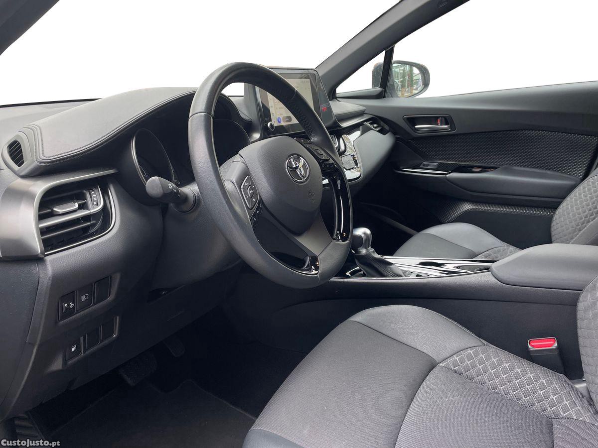 Toyota C-HR 1.8 Hybrid Square Collection — fotografia 6
