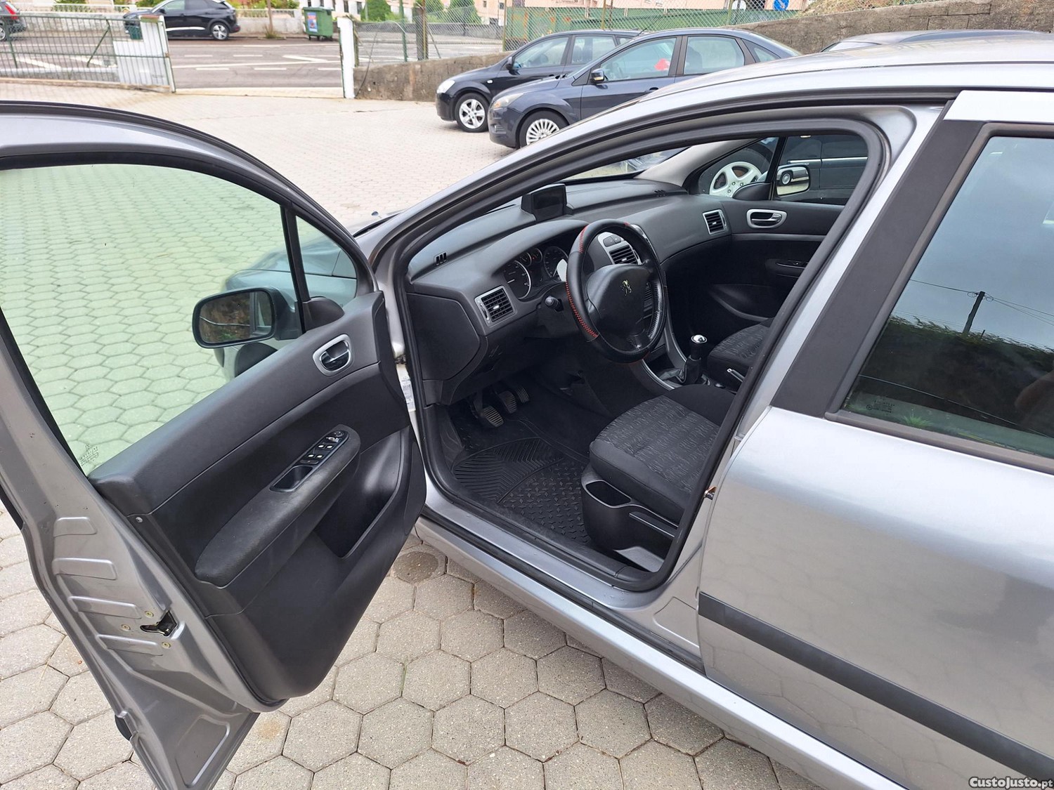 Peugeot 307 Navtech 1.4 HDI — fotografia 4