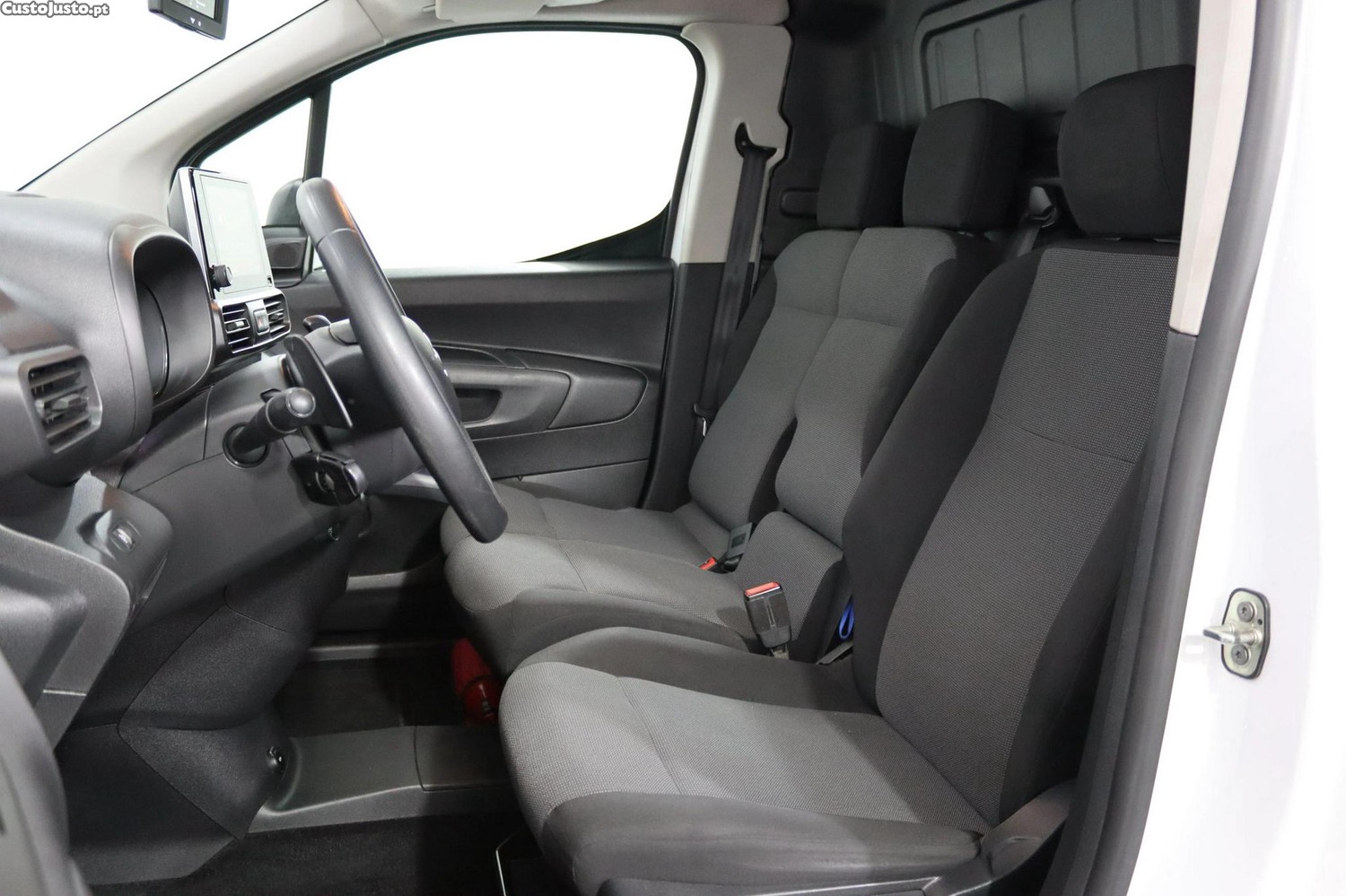 Citroën Berlingo 1.5 BlueHDi L2 EHZ EAT8 — fotografia 17