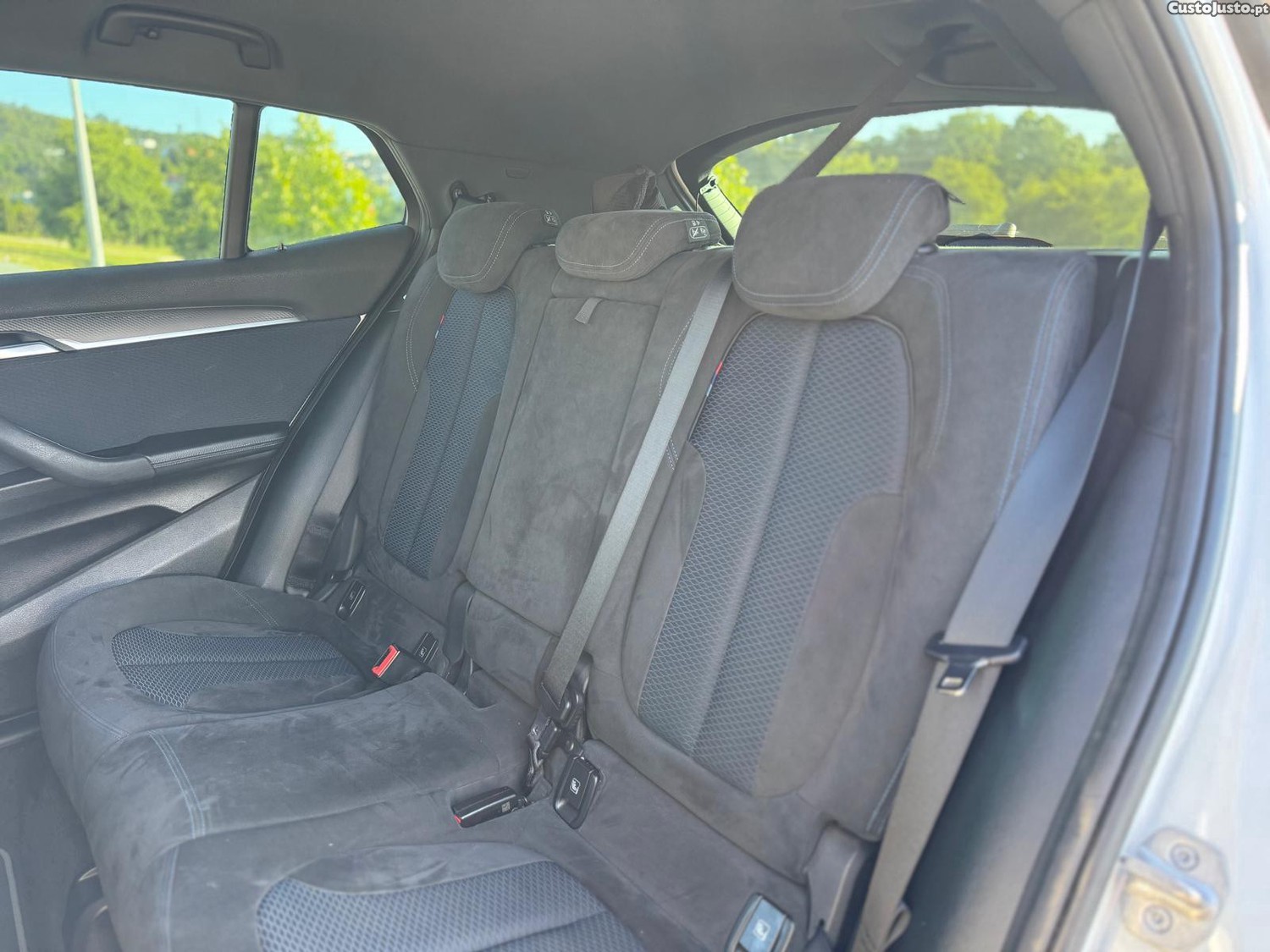 BMW X2 16 d sDrive Auto Pack M — fotografia 3