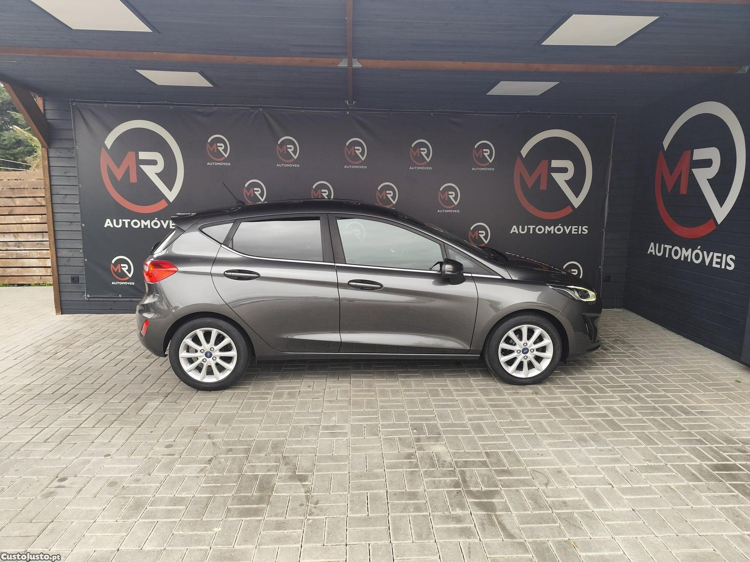 Ford Fiesta 1.0 EcoBoost Titanium Aut. - 18 foto 4