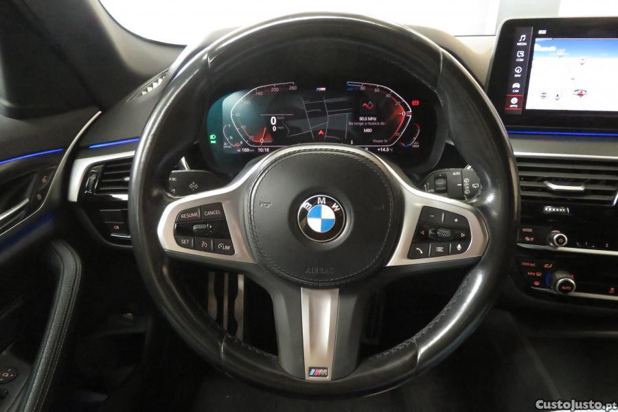 BMW 520 d Pack Desportivo M — fotografia 22