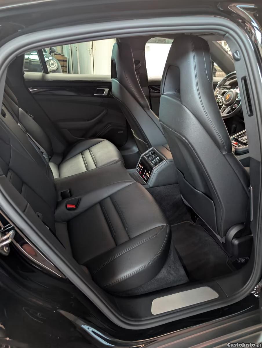 Porsche Panamera 4 E-Hybrid — fotografia 3