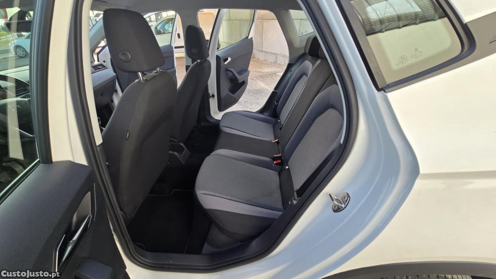 SEAT Arona 1.6 TDI Style — fotografia 5