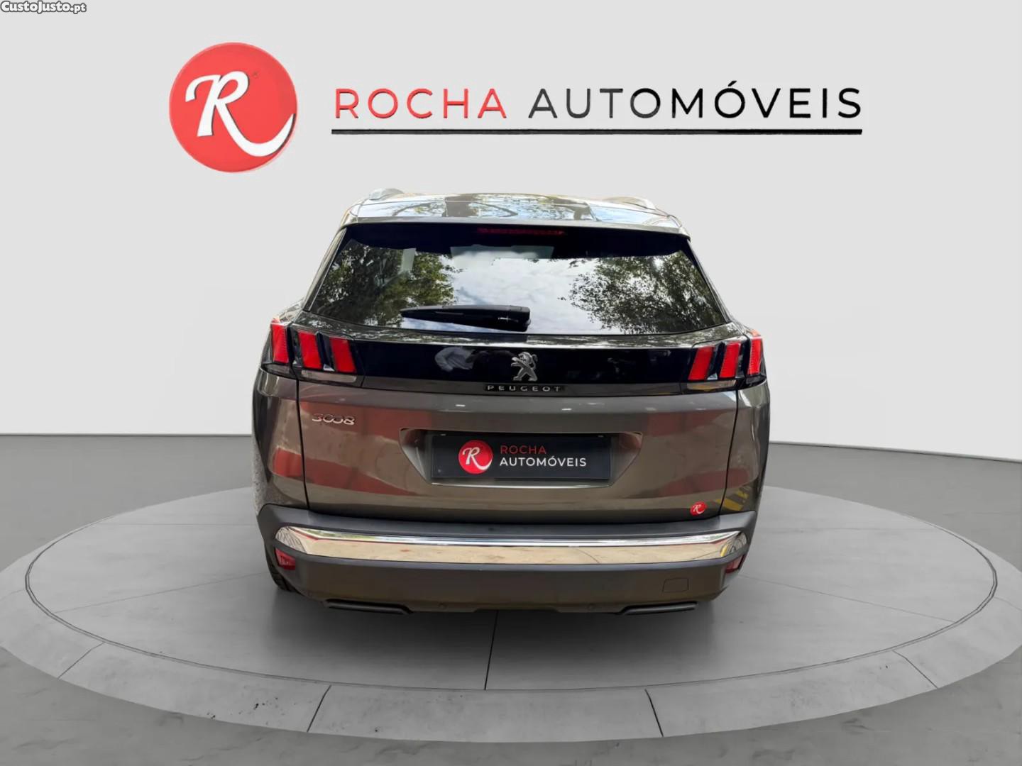 Peugeot 3008 1.5 BlueHDi Active Pack — fotografia 10