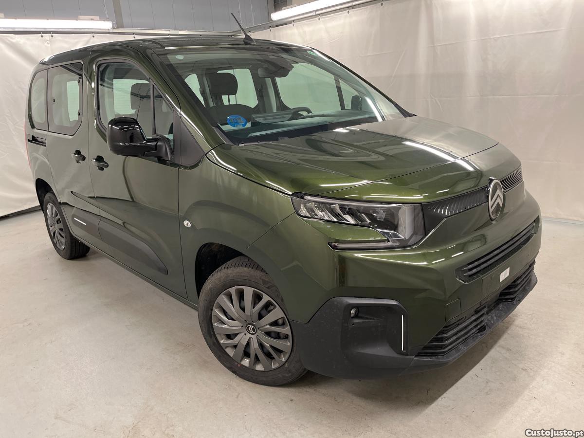 Citroën e-Berlingo Plus — fotografia 17