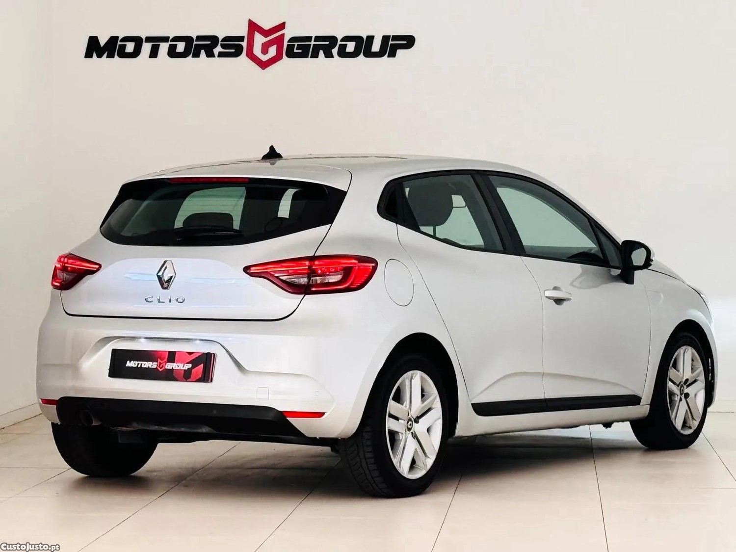 Renault Clio 1.0 Tce Corporate Edition — fotografia 2