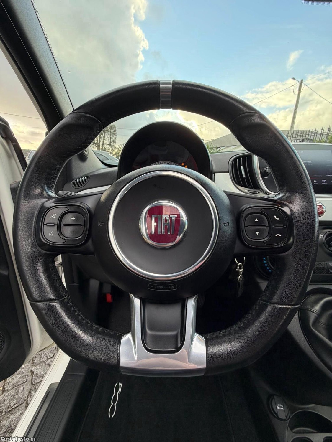 Fiat 500 1.0 MidHybrid Connect — fotografia 9