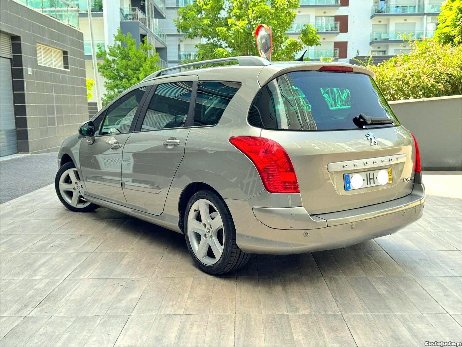 Peugeot 308 SW 1.6HDI 110CV 7LUGARES — fotografia 11
