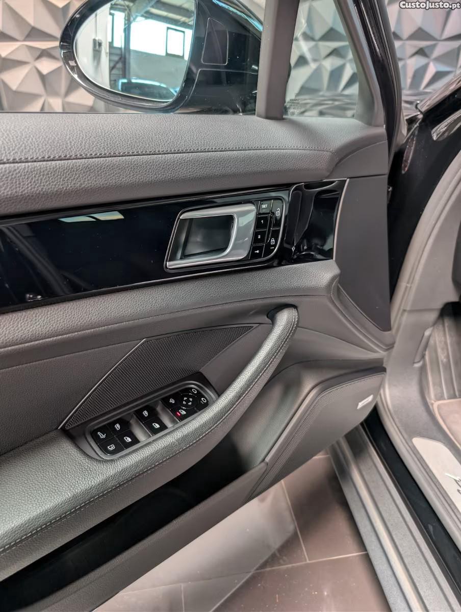Porsche Panamera 4 E-Hybrid — fotografia 8