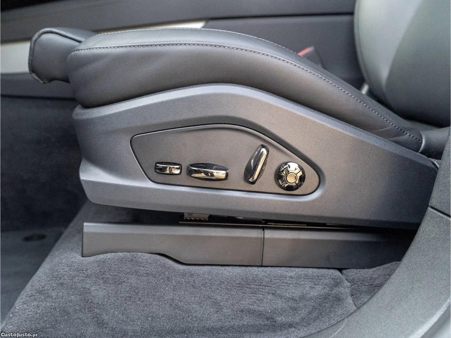 Porsche Cayenne Eletric — fotografia 18
