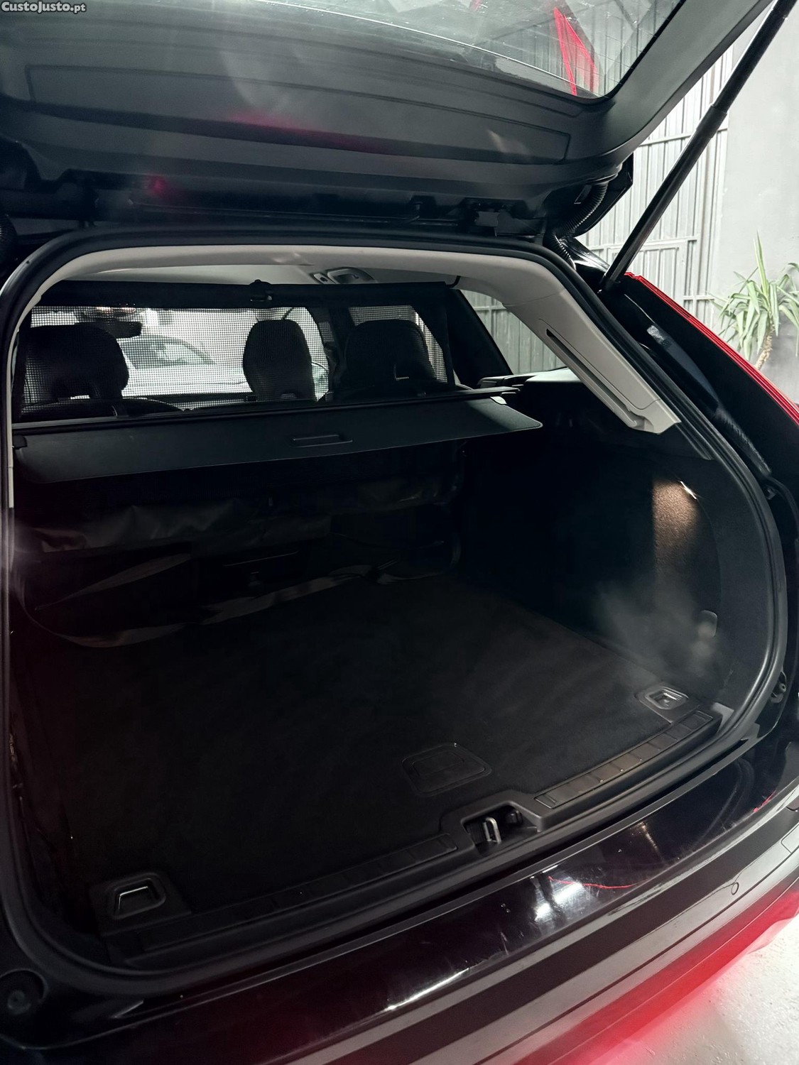 Volvo XC 60 B4 — fotografia 12