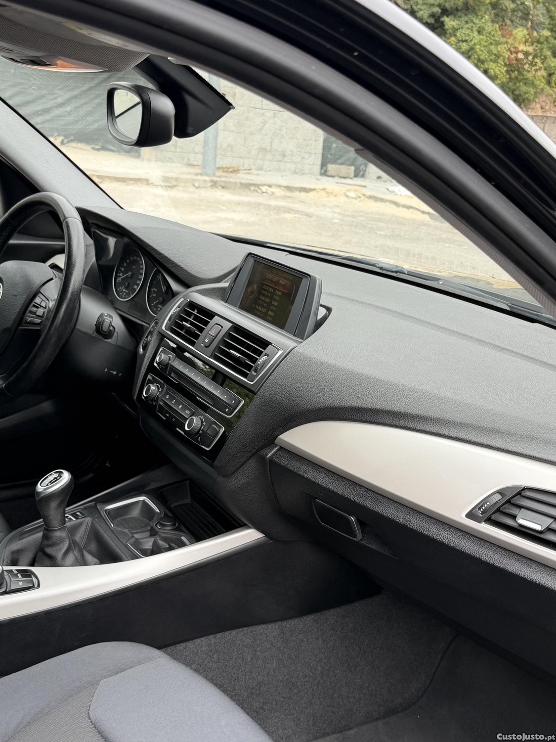 BMW 116 d EFFICIENTDYNAMICS ADVANTAGE — fotografia 3