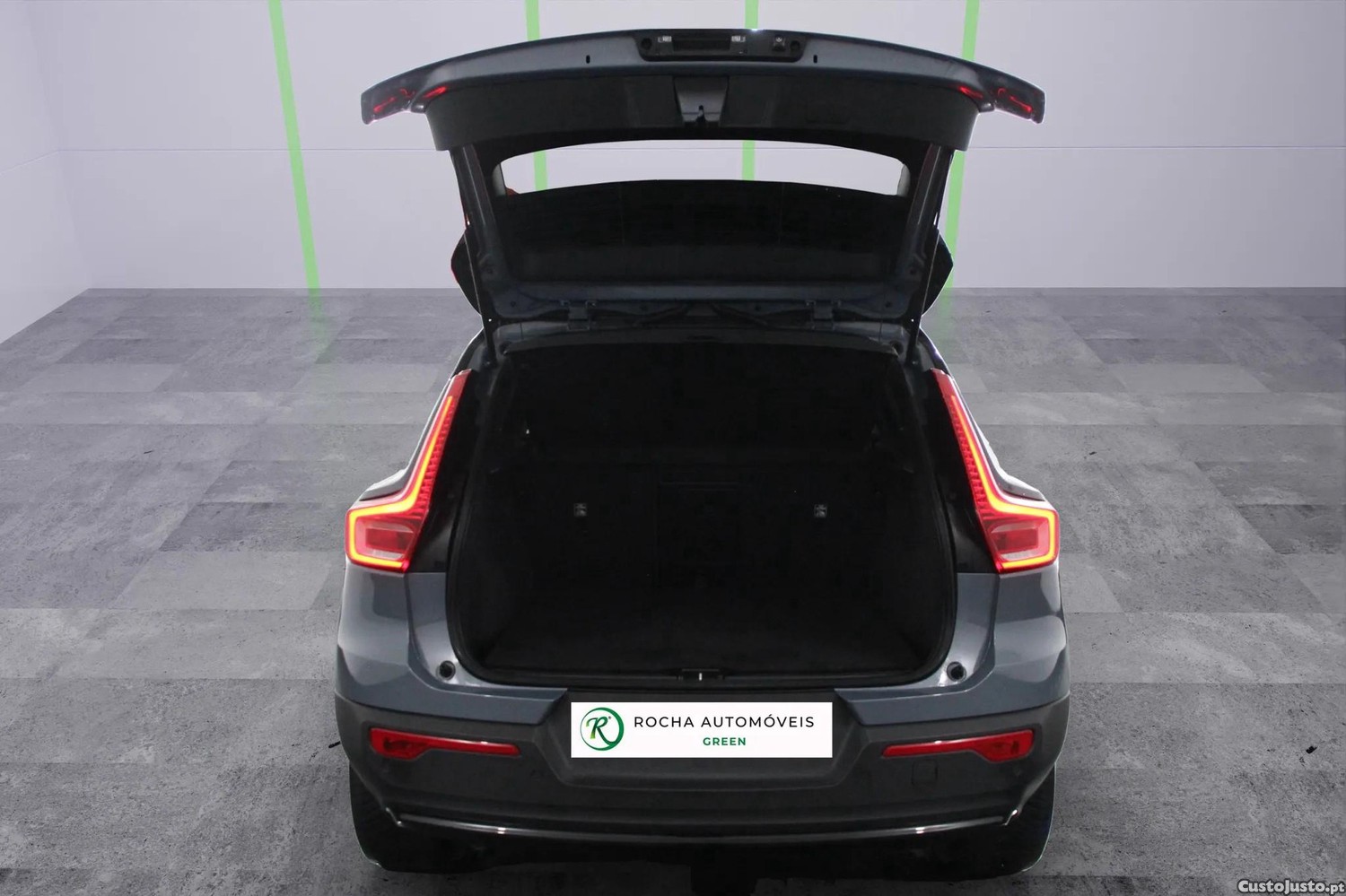 Volvo XC40 Core 69 kWh - 22 — photo 5