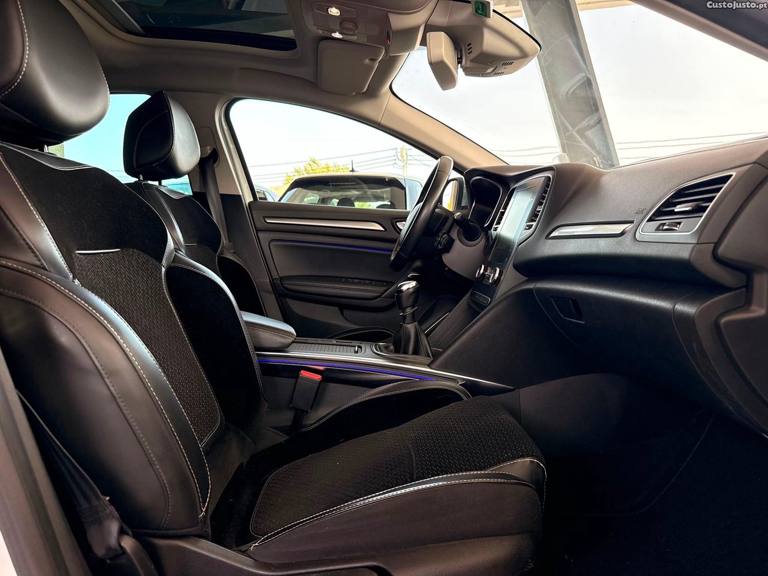 Renault Mégane 1.2 TCe GT Line — fotografia 18