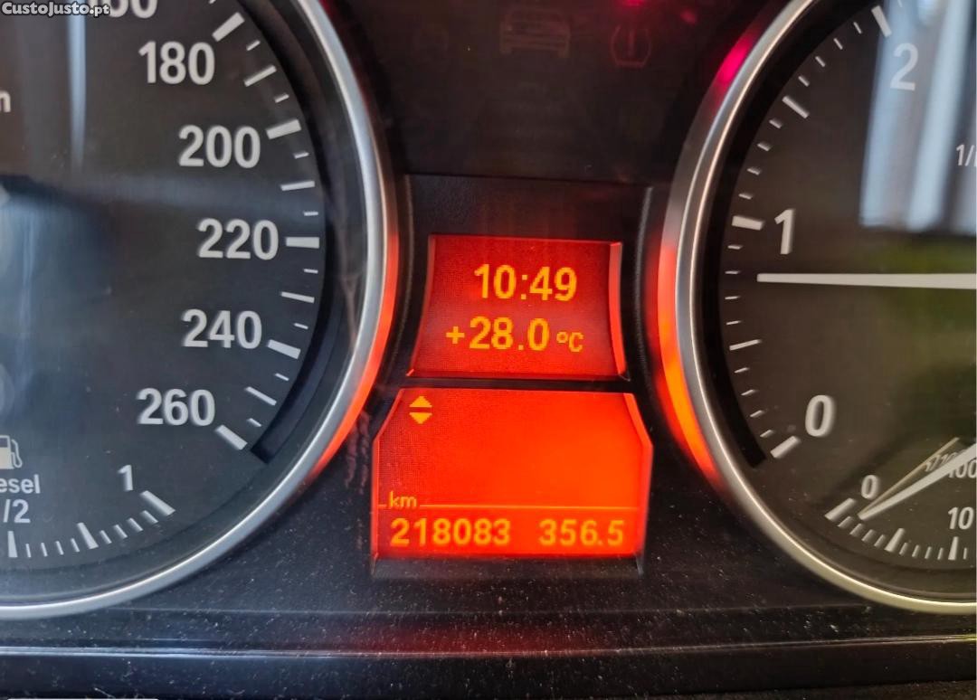 BMW X1 S Drive18D — fotografia 4
