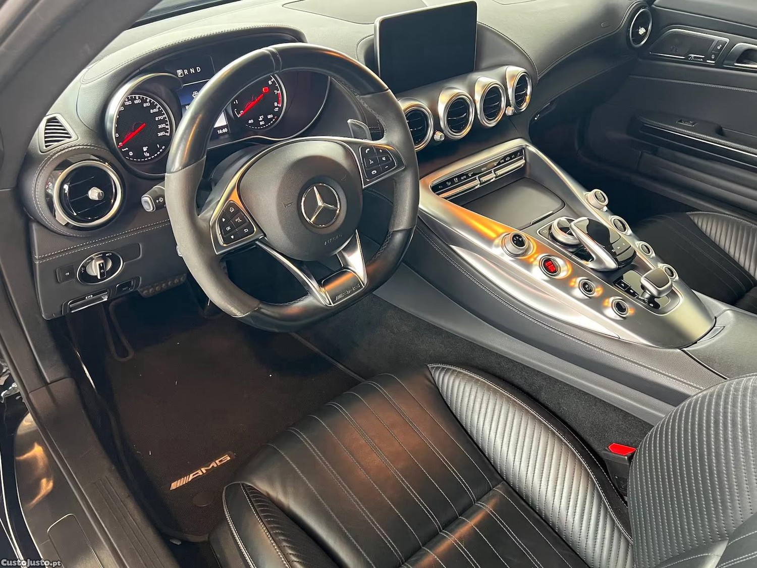 Mercedes-Benz AMG GT V8 — fotografia 9