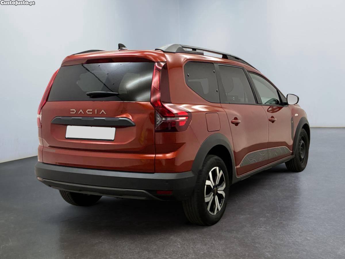 Dacia Jogger 1.0 TCe SL Extreme 7L — fotografia 8