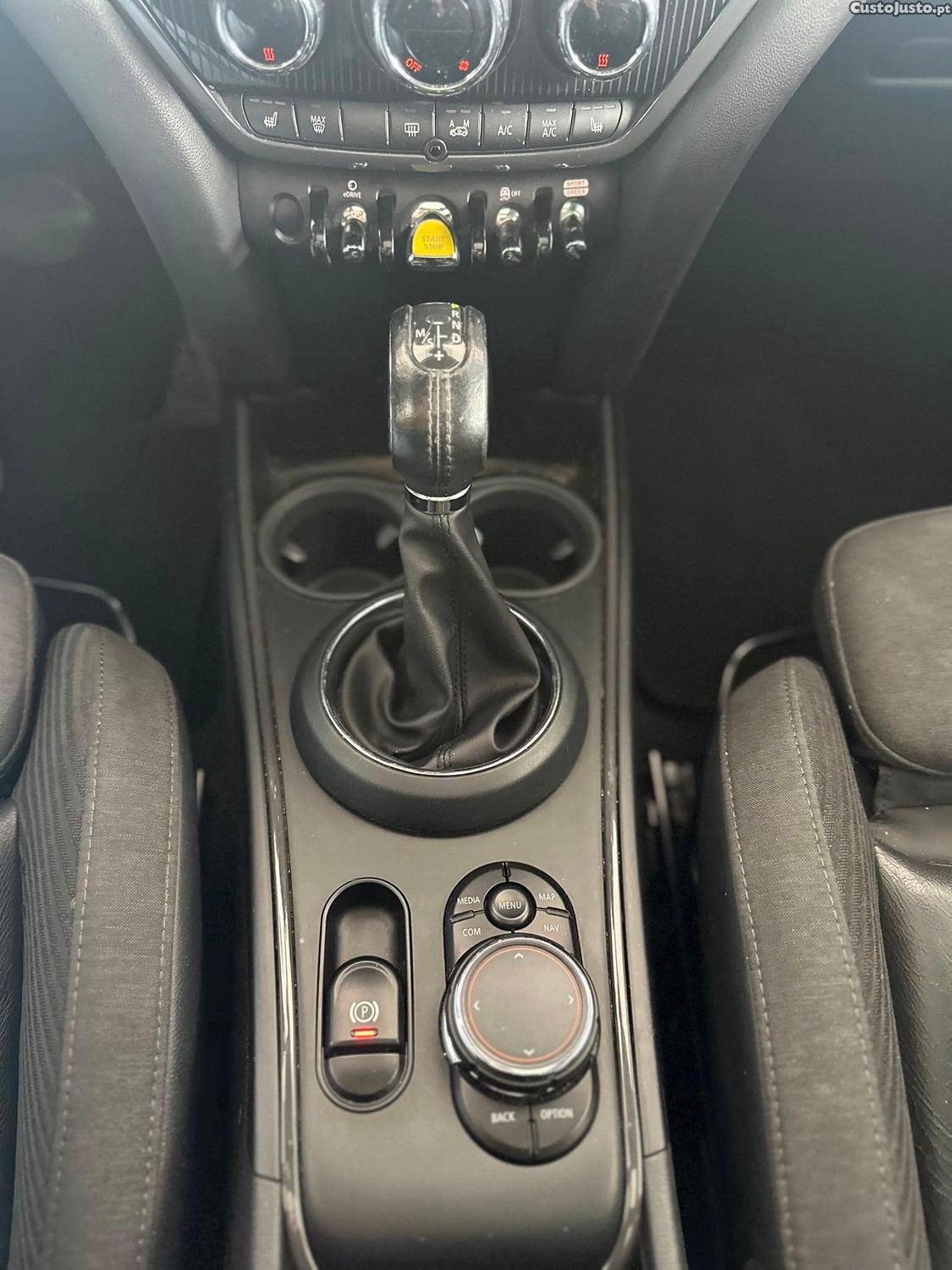 MINI Countryman Cooper SE ALL4 Auto — fotografia 6