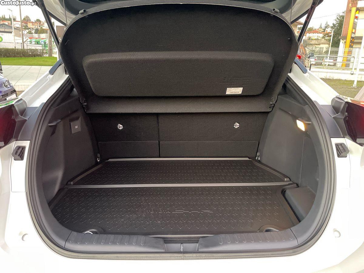Toyota C-HR 2.0 HDF Plug-in Square Collection — fotografia 7