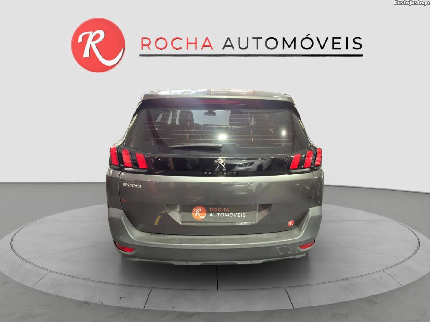 Peugeot 5008 1.2 PureTech Allure Pack EAT8 — fotografia 7