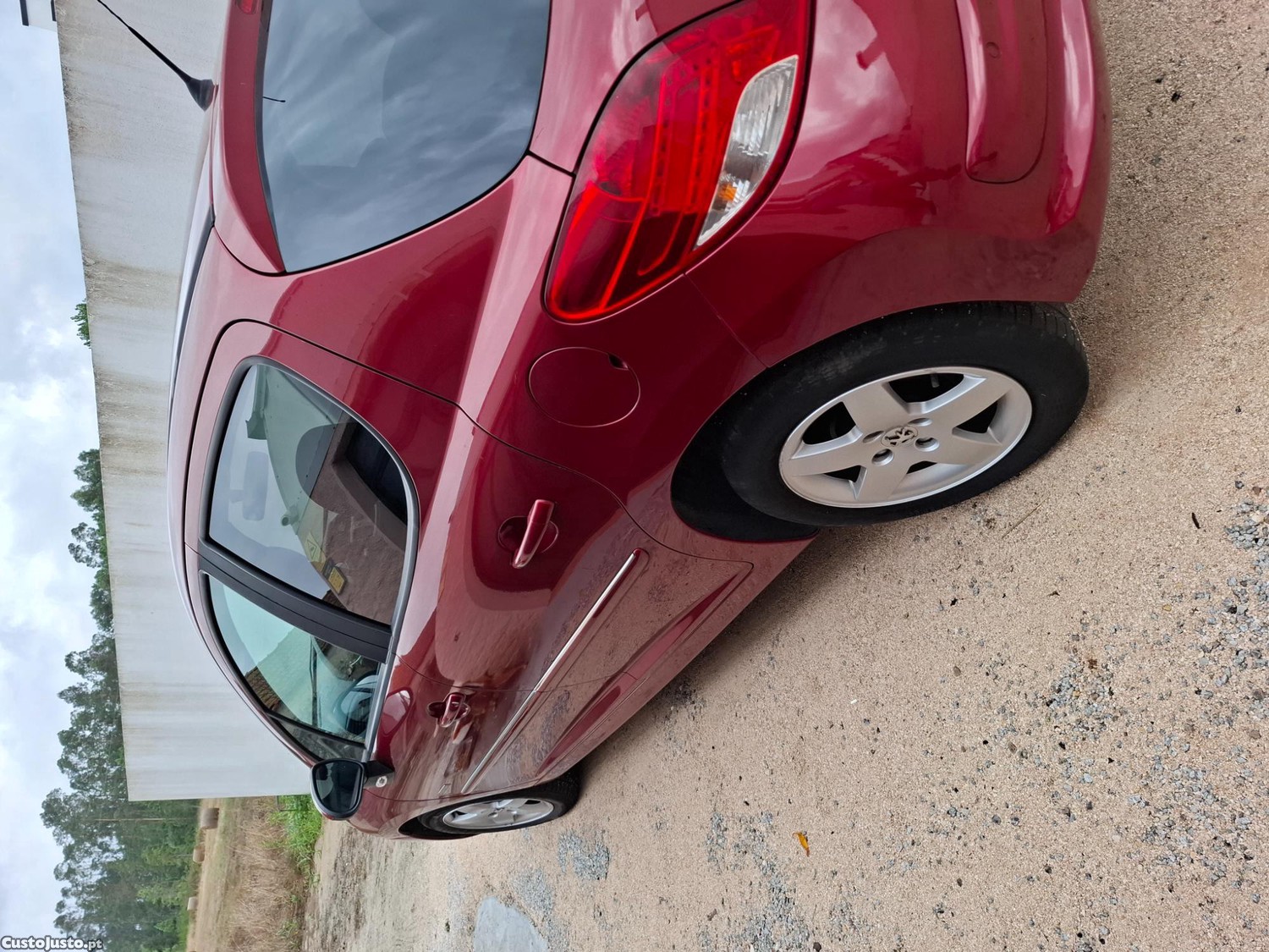 Peugeot 207 1.4HDI DE 3, 2011 — fotografia 2