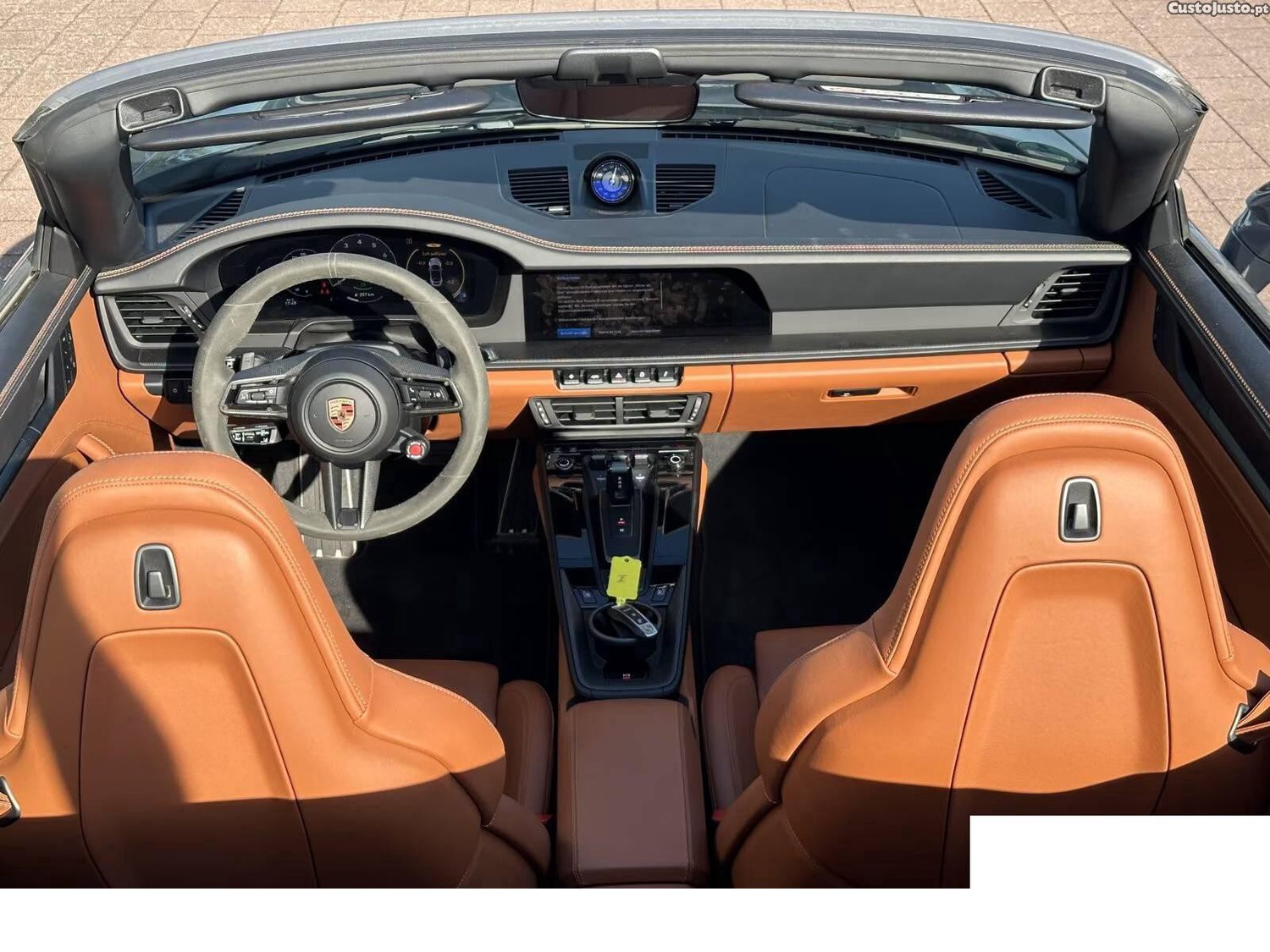 Porsche 911 Carrera GTS — fotografia 7