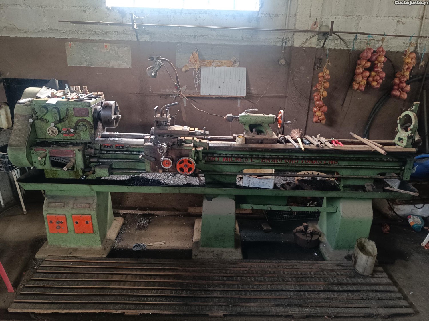 Torno mecânico trifásico