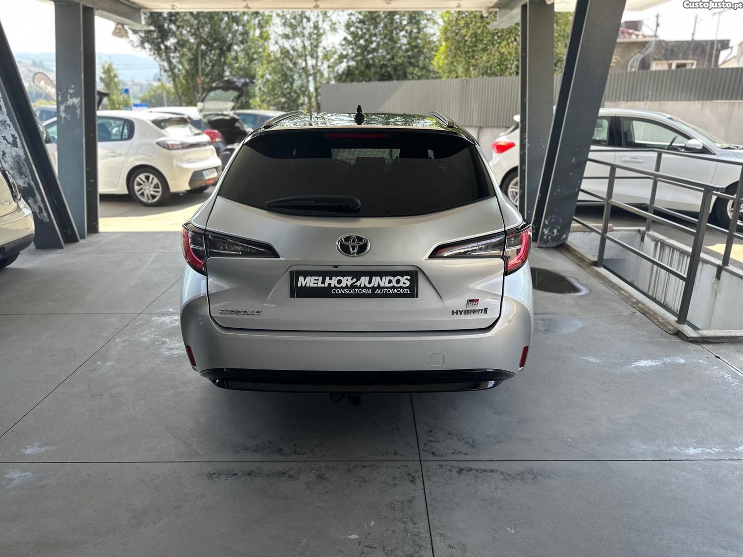 Toyota Corolla Touring Sports 1.8 Hybrid GR-Sport - 21 — photo 5
