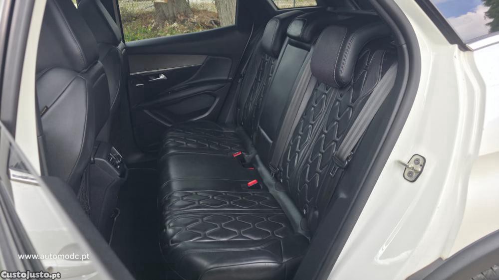 Peugeot 3008 2.0 BlueHDi GT EAT8 — fotografia 10