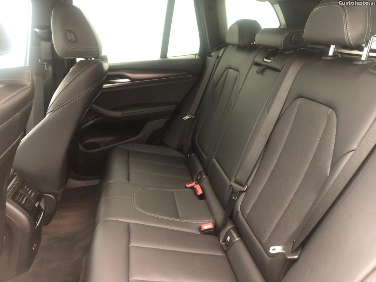 BMW X3 xDrive30e M Sport — fotografia 4
