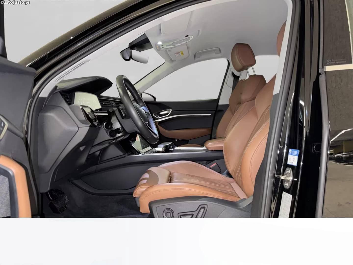 Audi Q8 e-Tron 50 quattro Advanced — fotografia 9