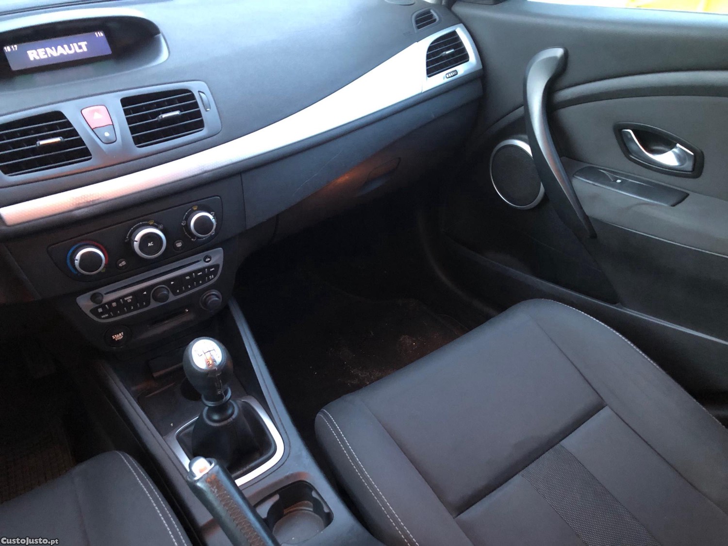 Renault Mégane 1.5 dCi Break — fotografia 3