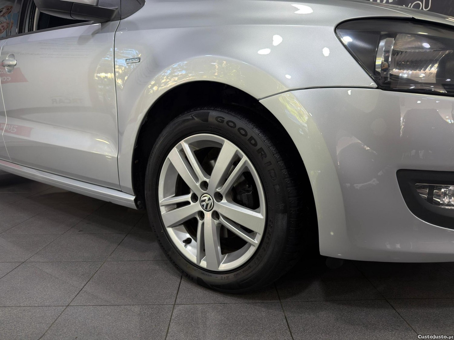 Volkswagen Polo 1.2 TDi BlueMotion — fotografia 9