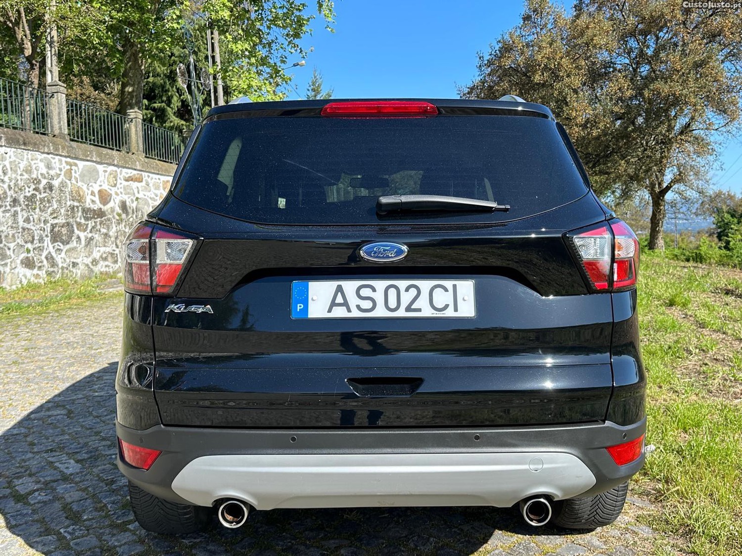 Ford Kuga 2.0 tdci de 150 CV tração integral — fotografia 4
