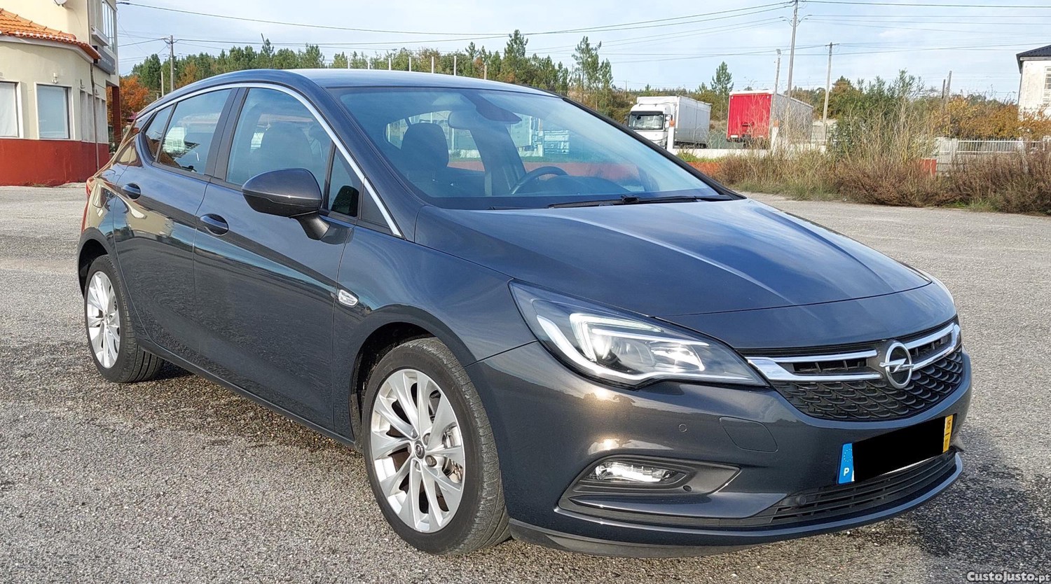 Opel Astra 1.6 TDCI 110cv — fotografia 8
