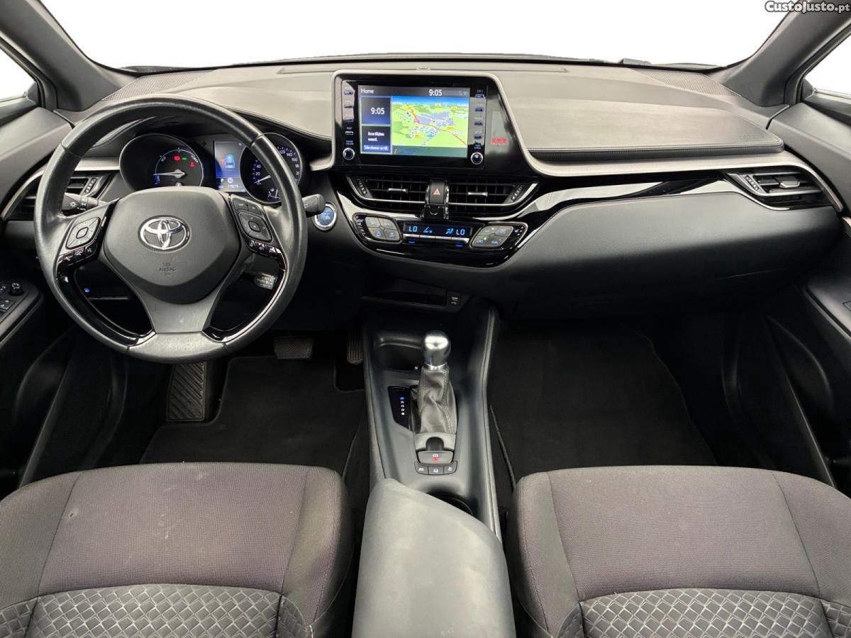 Toyota C-HR 1.8 Hybrid Dynamic Business — fotografia 6