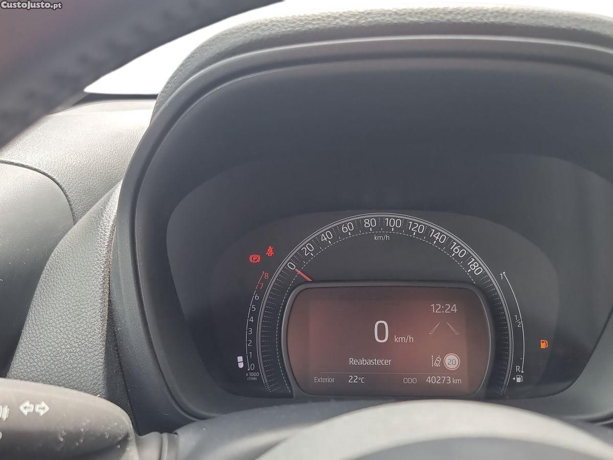 Toyota Aygo X 1.0 Play — fotografia 5