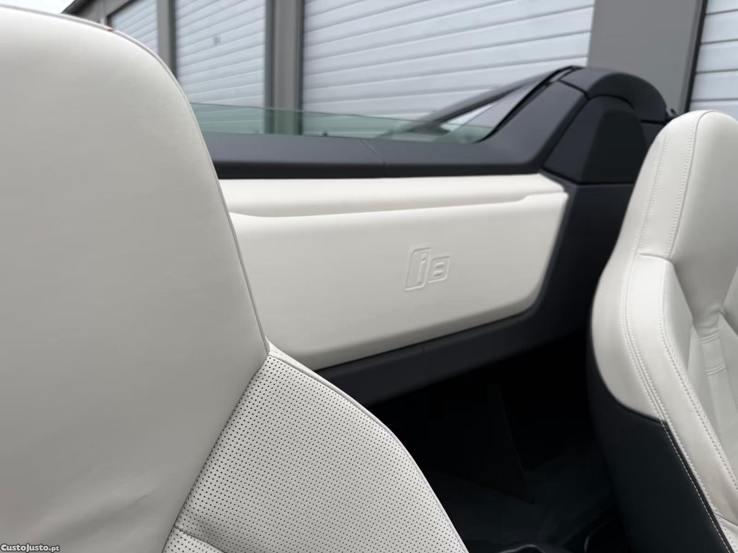 BMW i8 Roadster First Edition — fotografia 2