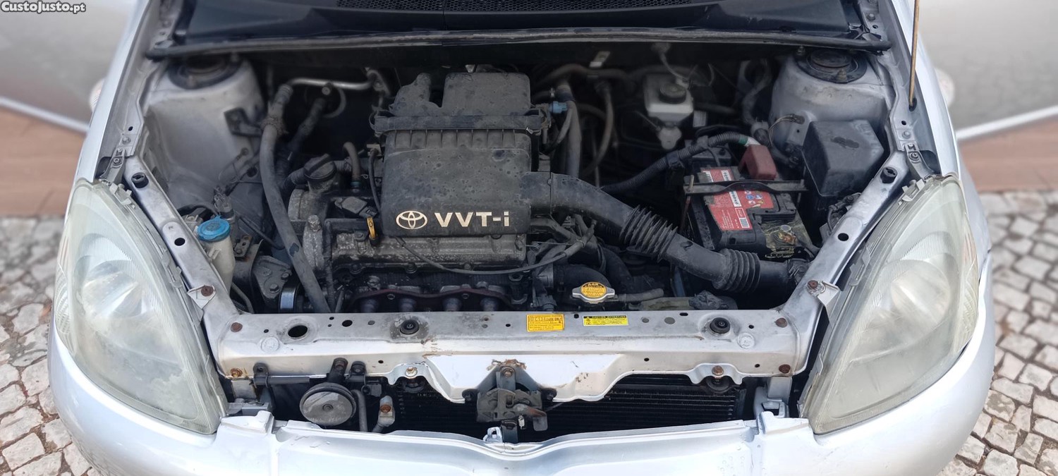 Toyota Yaris 1.0 VVTi, 1 único proprietário, com A/C , com apenas 152599km em ótimo estado. — fotografia 8