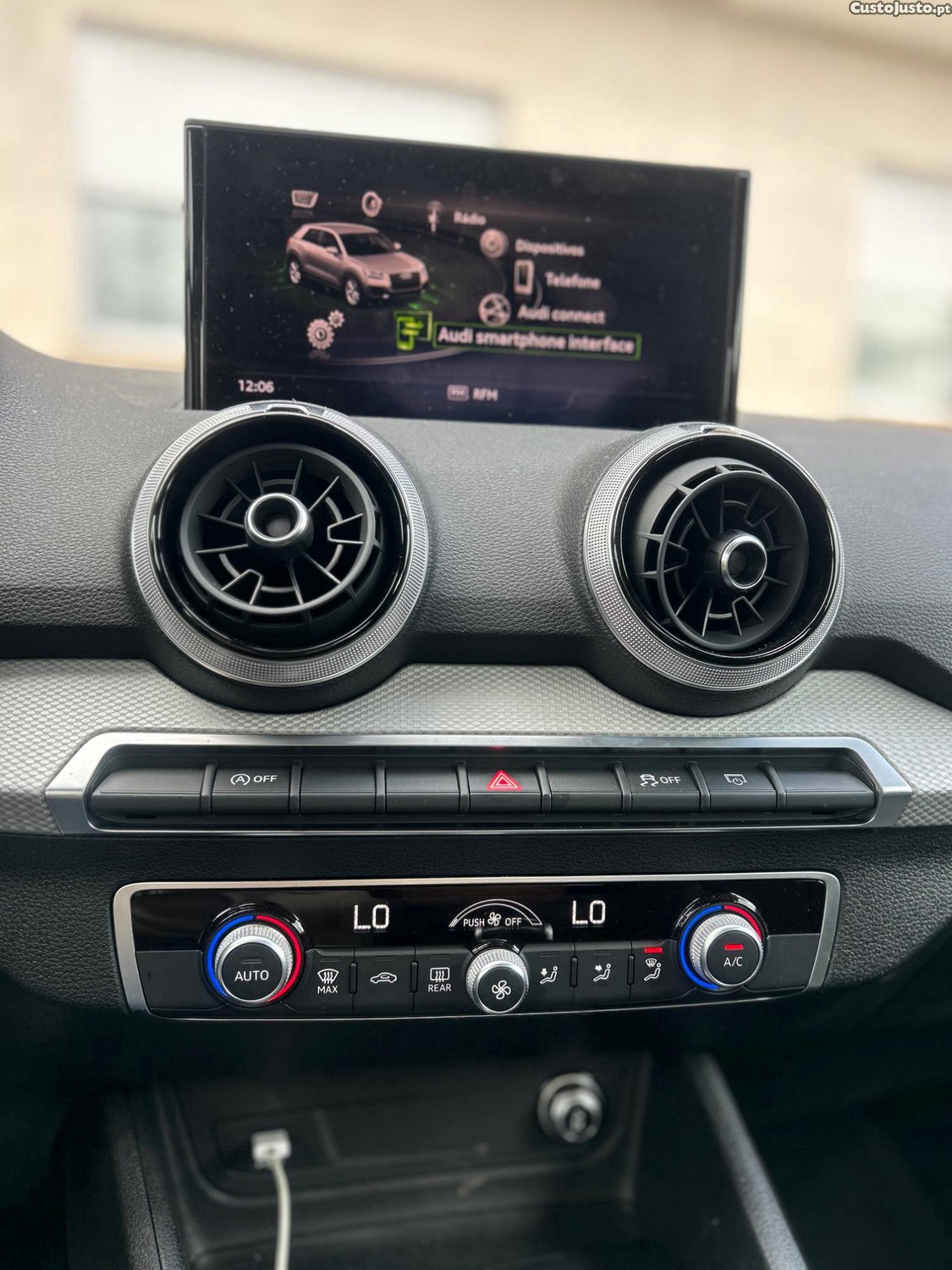 Audi Q2 30 TFSI — fotografia 10