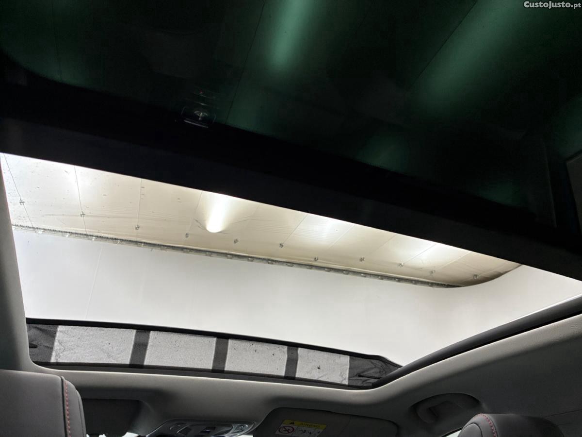 MG ZS 72.6 kWh Luxury — fotografia 4