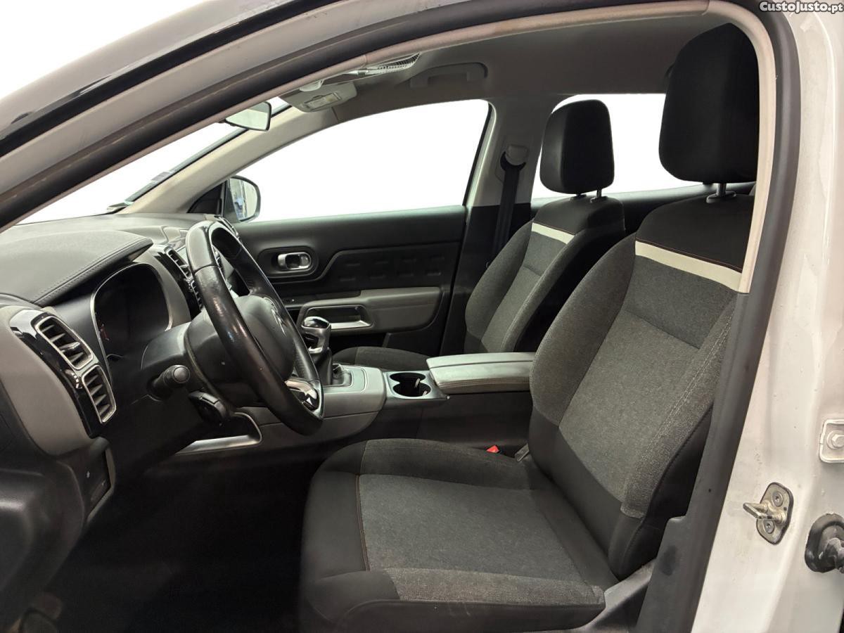 Citroën C5 Aircross 1.2 PureTech Live — fotografia 8