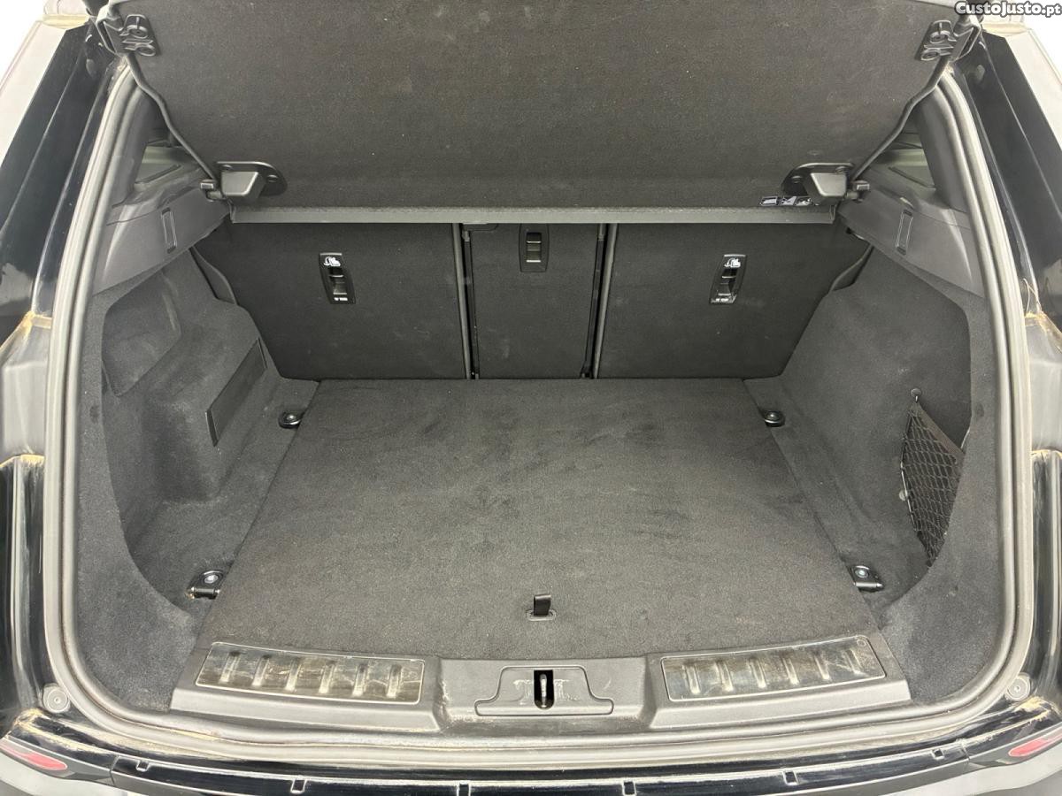Land Rover Evoque 1.5 P300e AWD R-Dynamic HSE Auto — fotografia 3