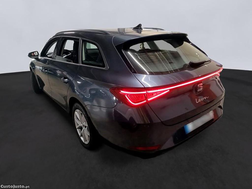 SEAT Leon ST 2.0 TDI Style — fotografia 21