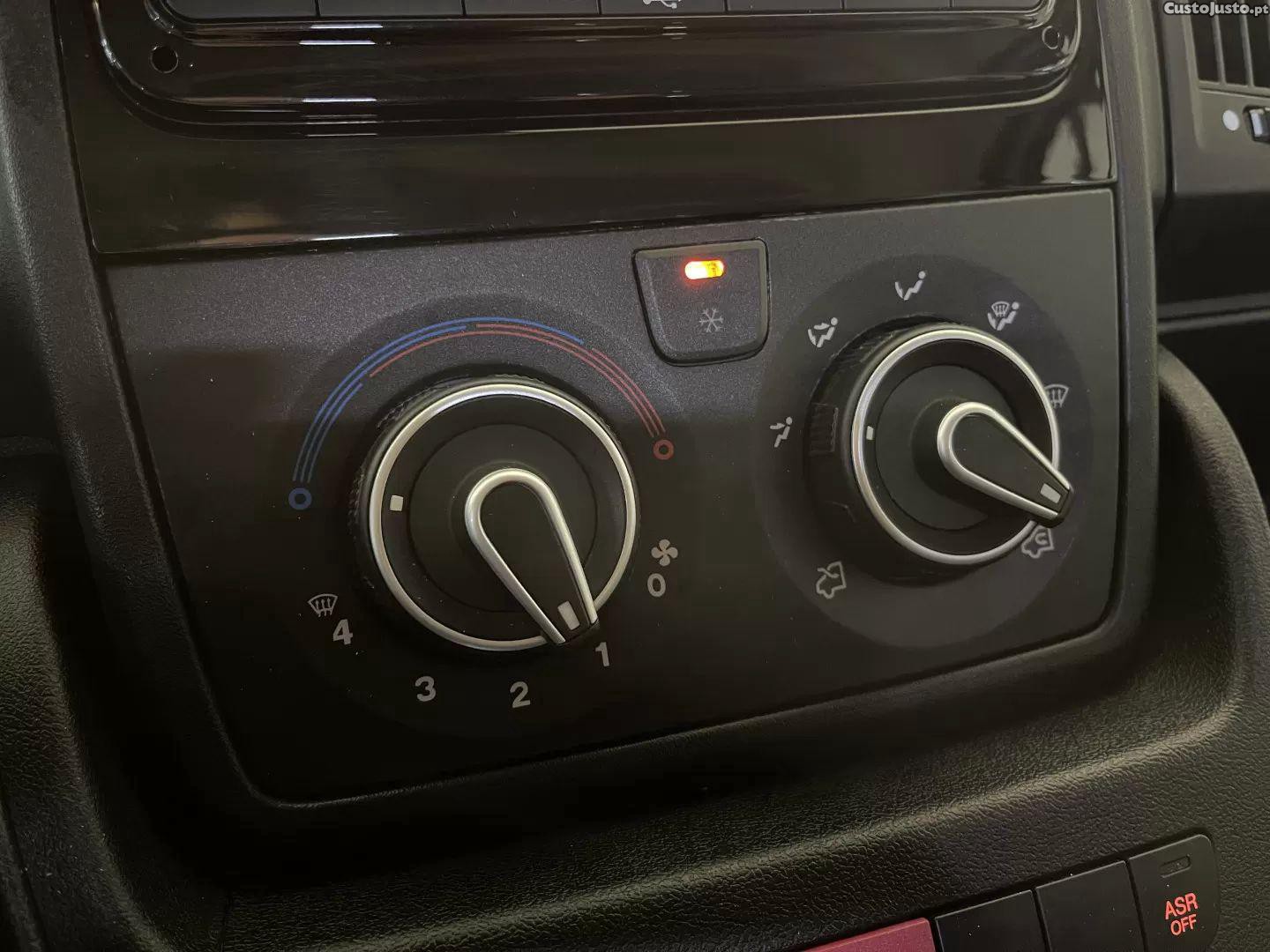 Opel Movano L2h1 3.5t 2.2 d cd — fotografia 5