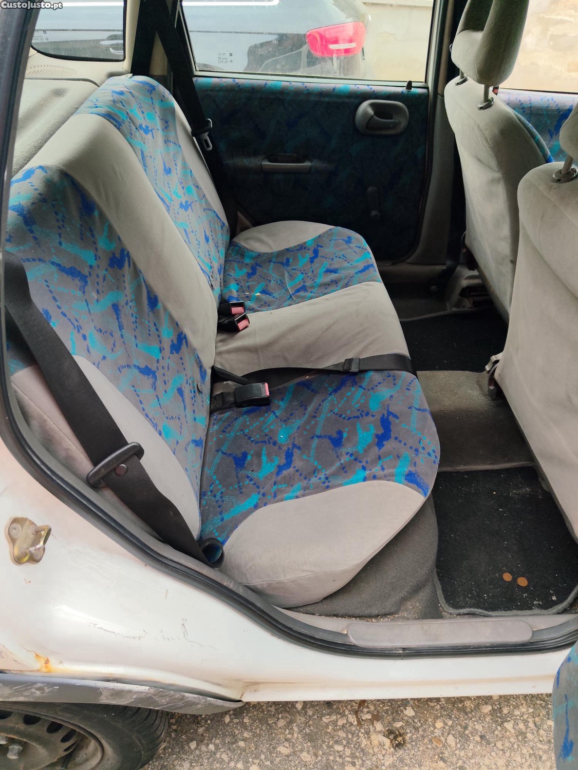 Opel Corsa 1.2i — fotografia 4