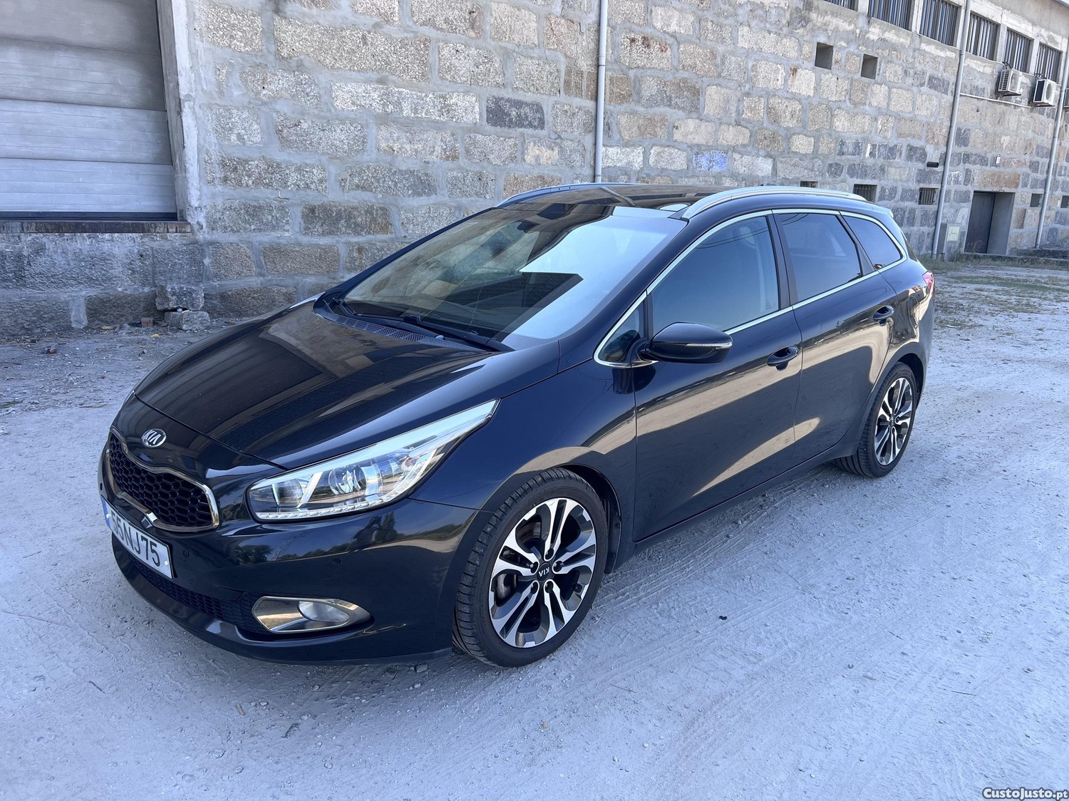 Kia Ceed Sport — fotografia 3